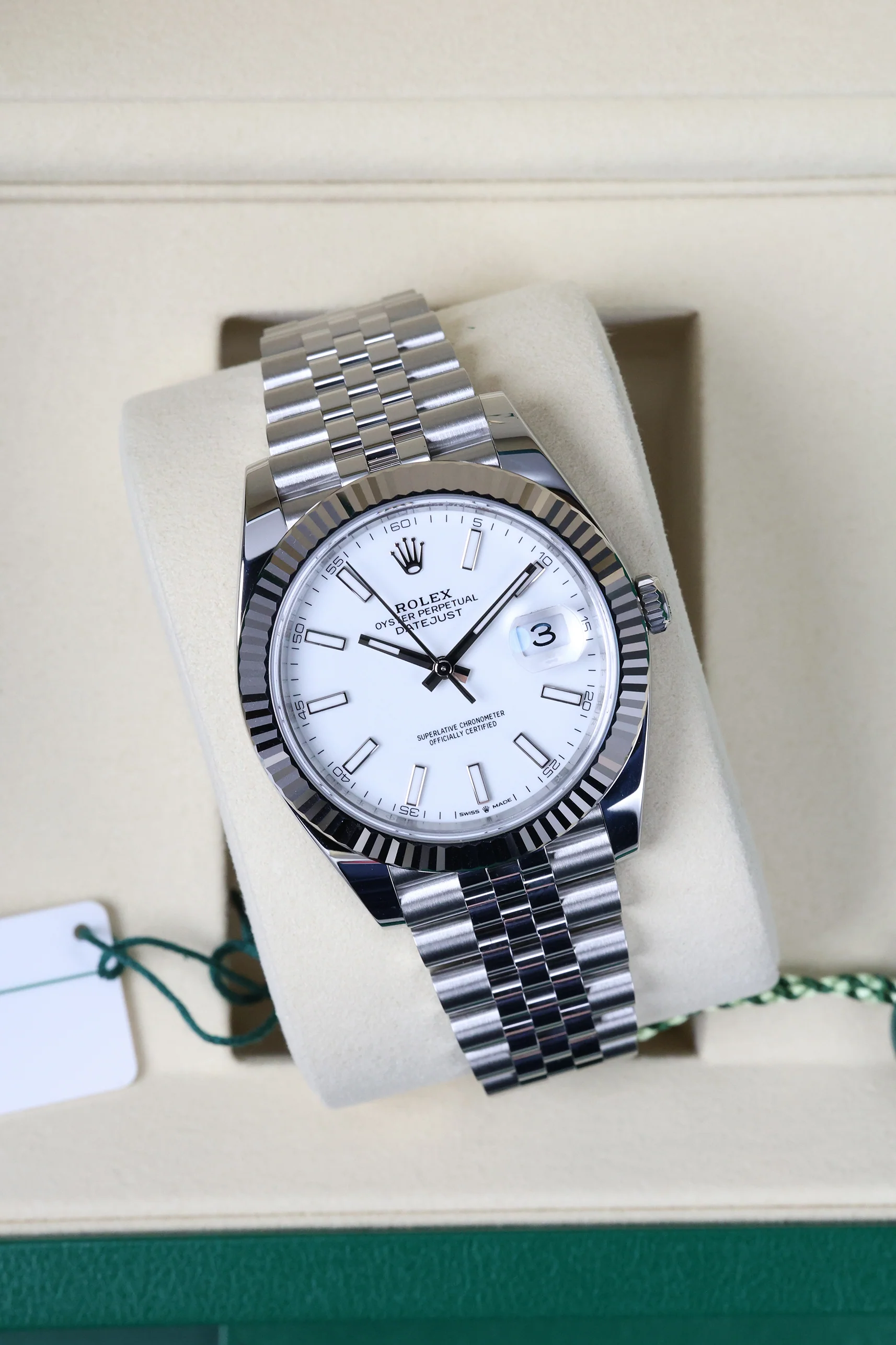 Rolex Datejust 41mm White Index Jubilee 126334 2025 [Preowned] - Image 8