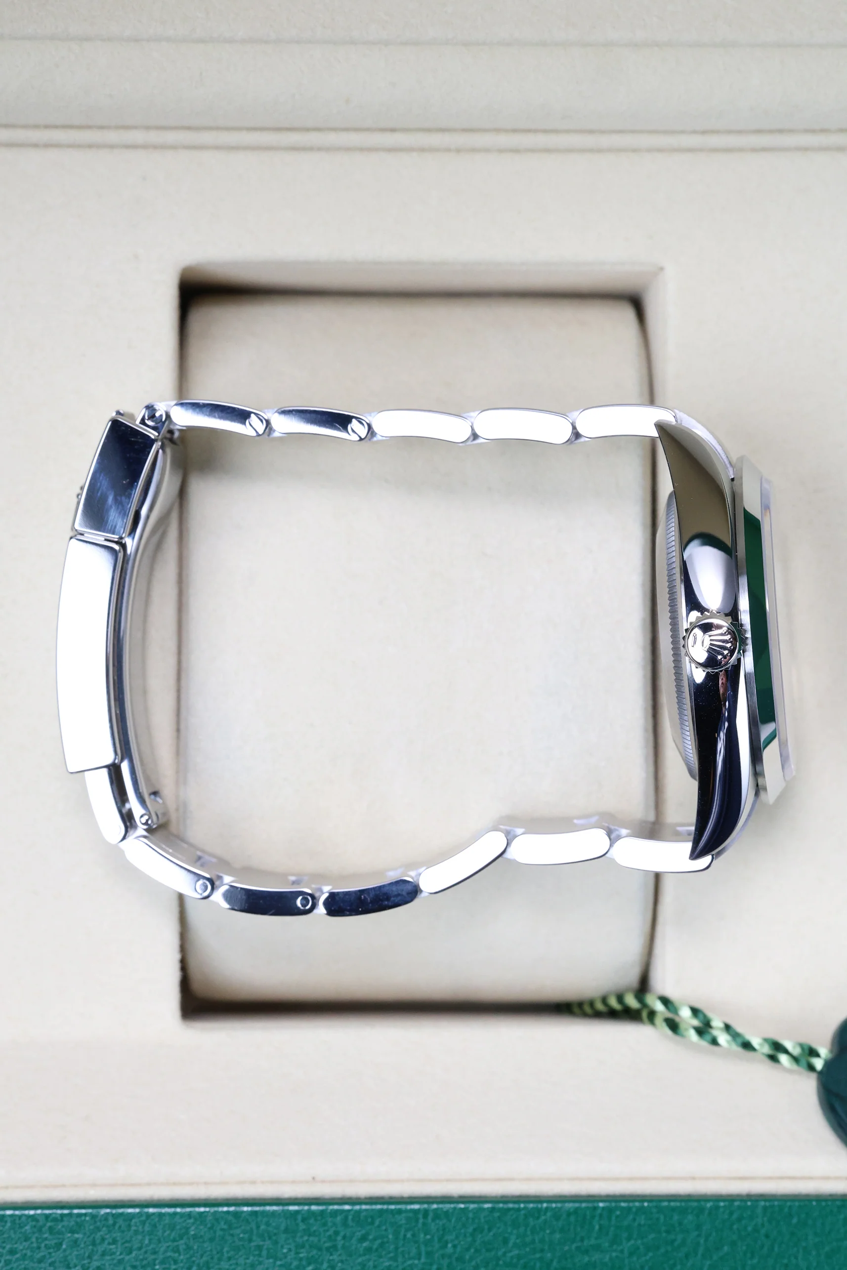 Rolex Explorer 1 36mm 124270 2025 - Image 12