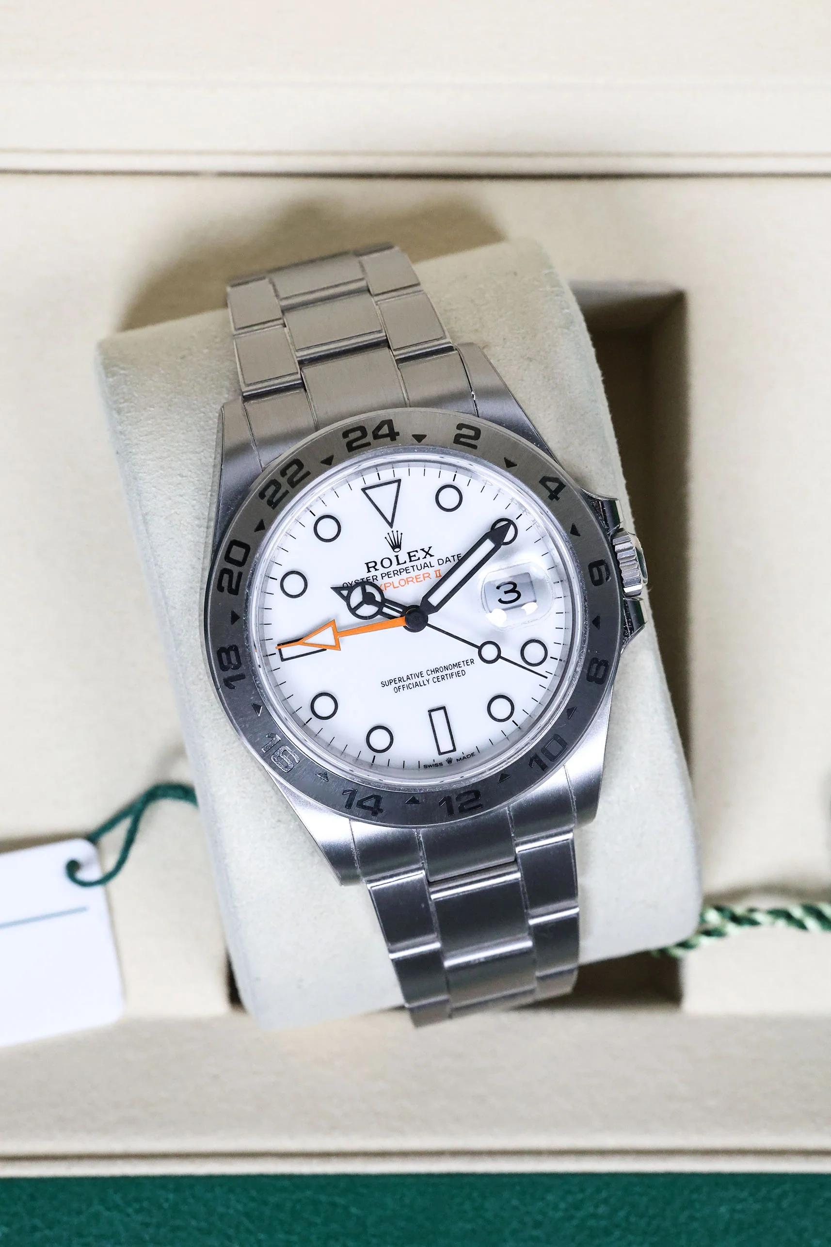 Rolex Explorer II White Dial 226570 2026 [Preowned] - Image 8