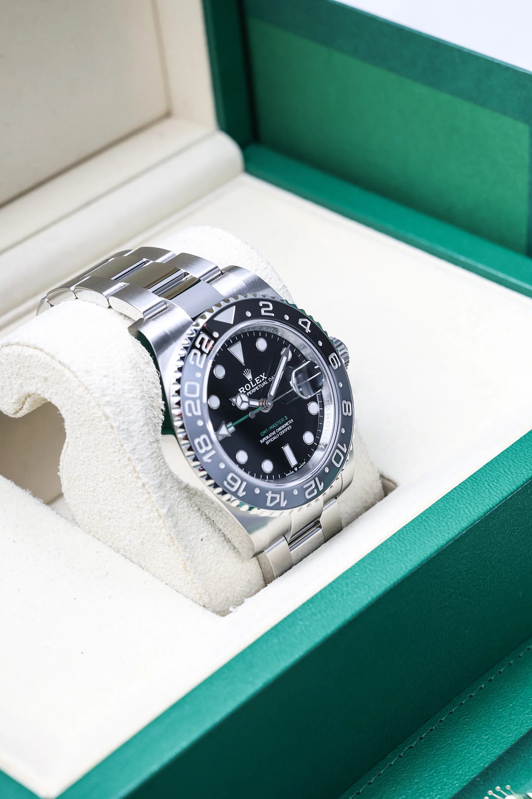 Rolex GMT Master II 126710GRNR Bruce Wayne on Oyster - Image 10