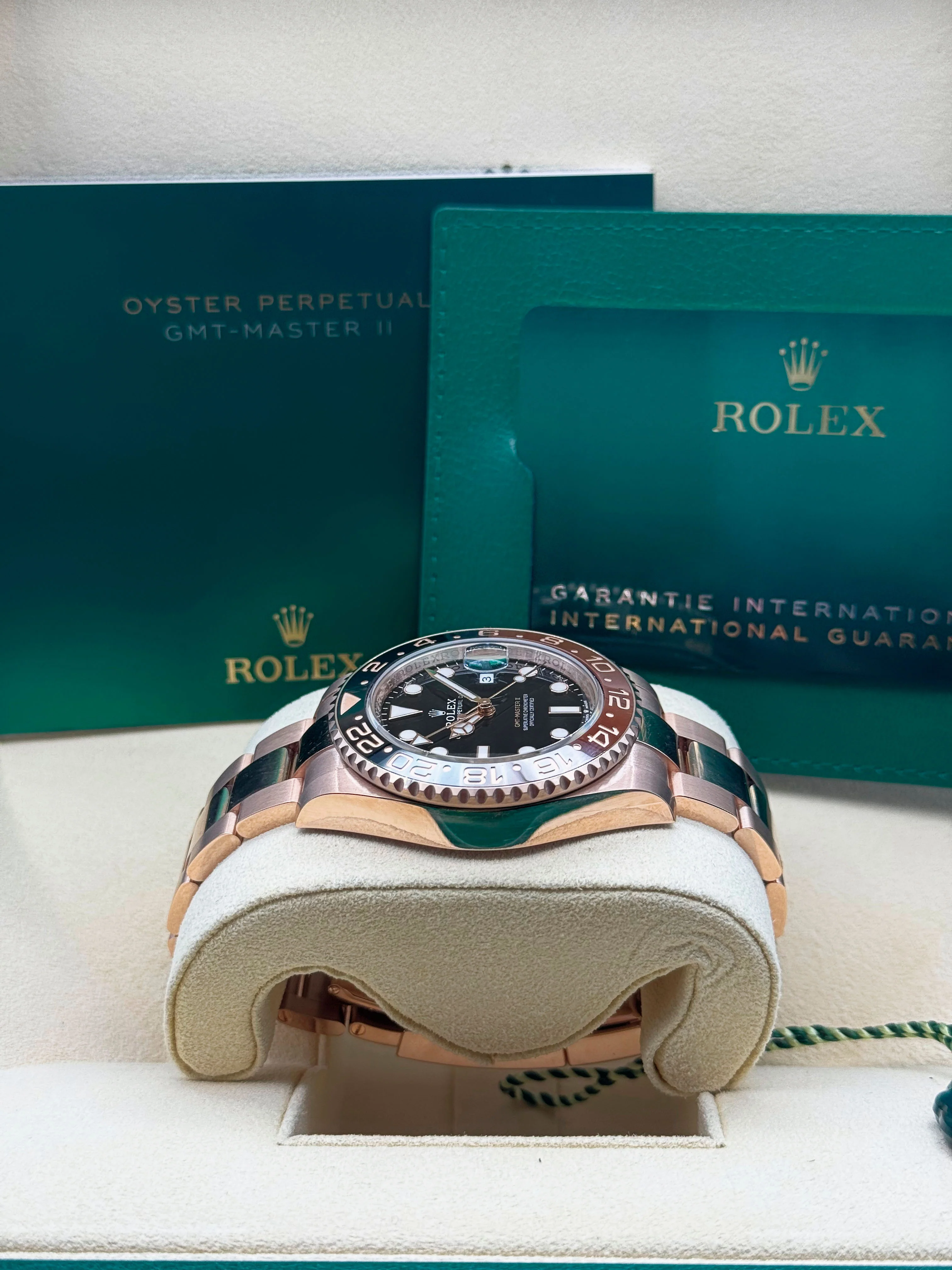 Rolex GMT Master II "Root Beer" Everose 126715CHNR - Image 11