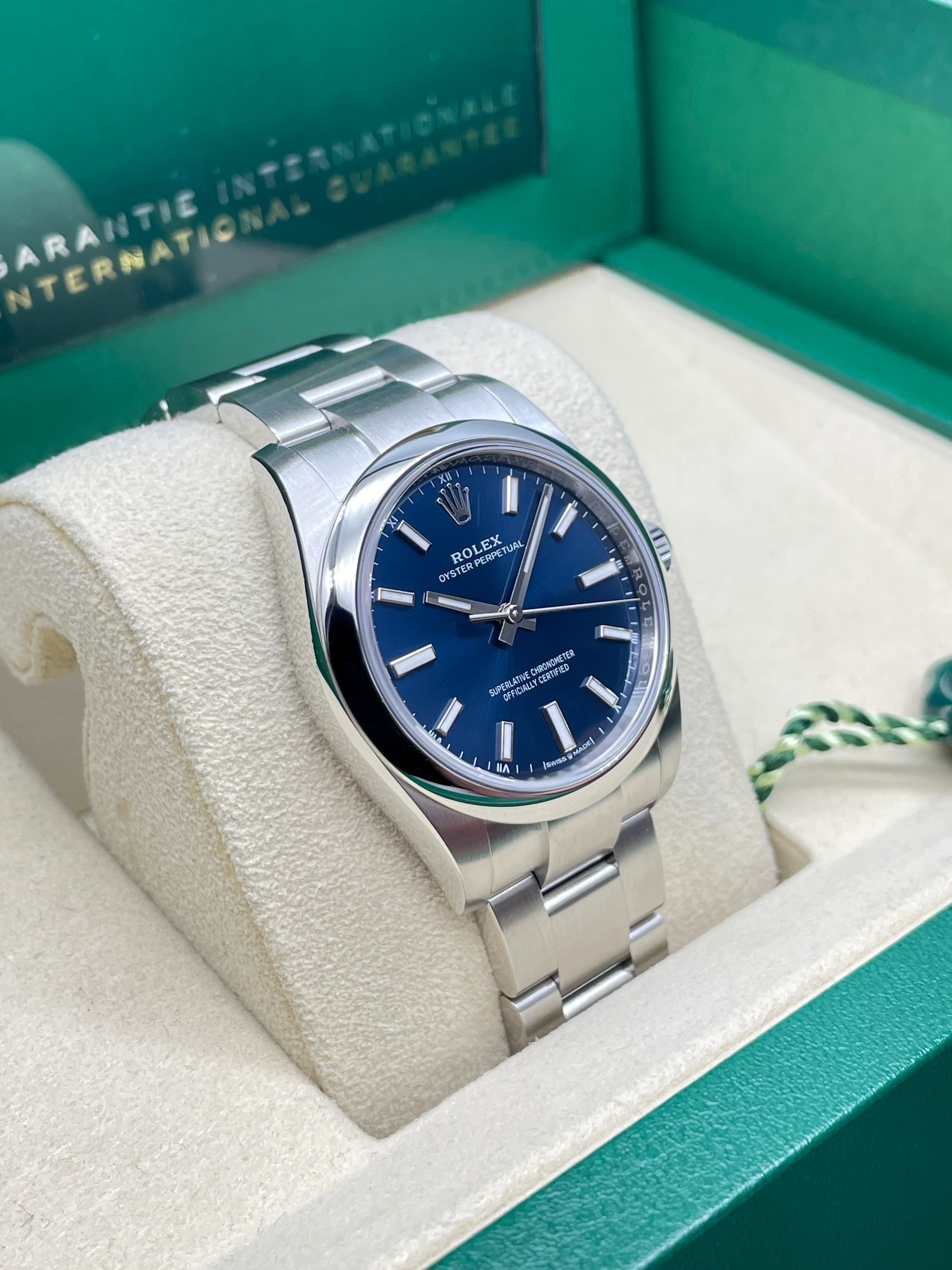 Rolex Oyster Perpetual 34mm Bright Blue 124200 - Image 9