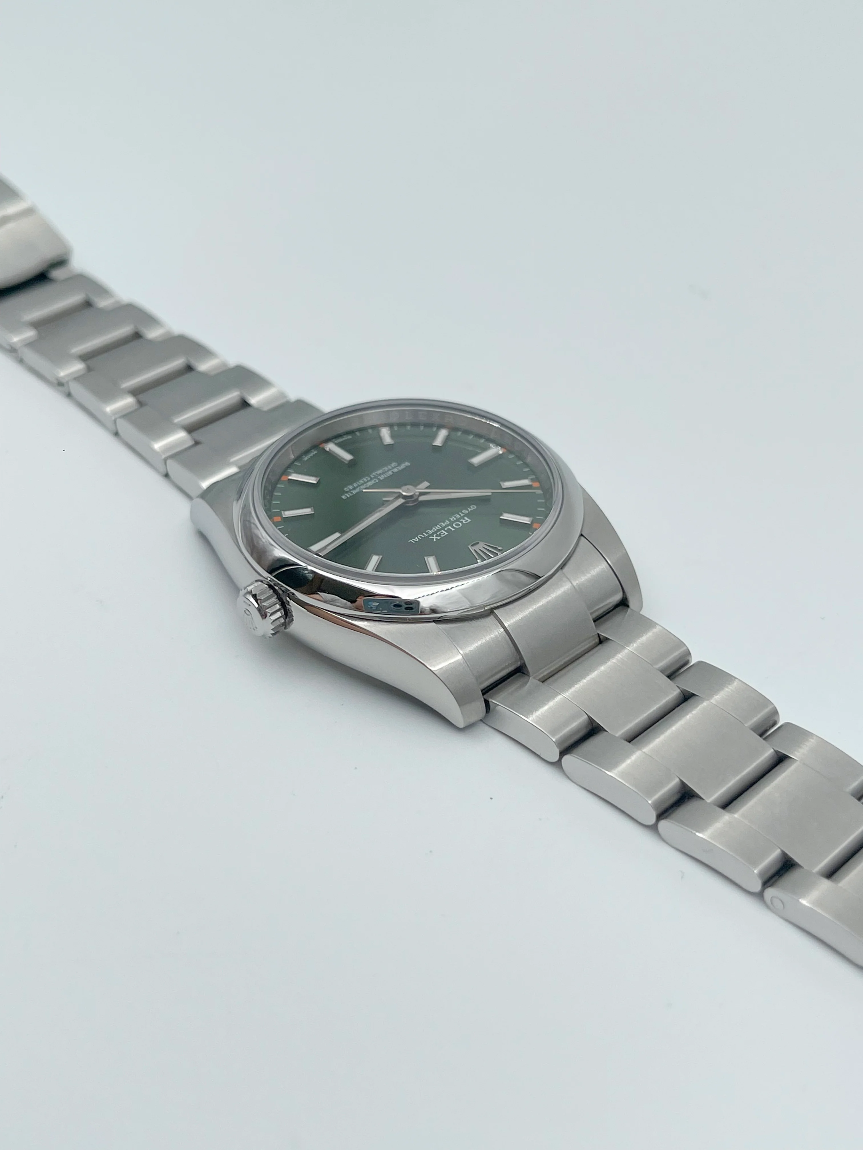 Rolex Oyster Perpetual 34mm Olive Green Dial 114200 2016 [Preowned] - Image 11