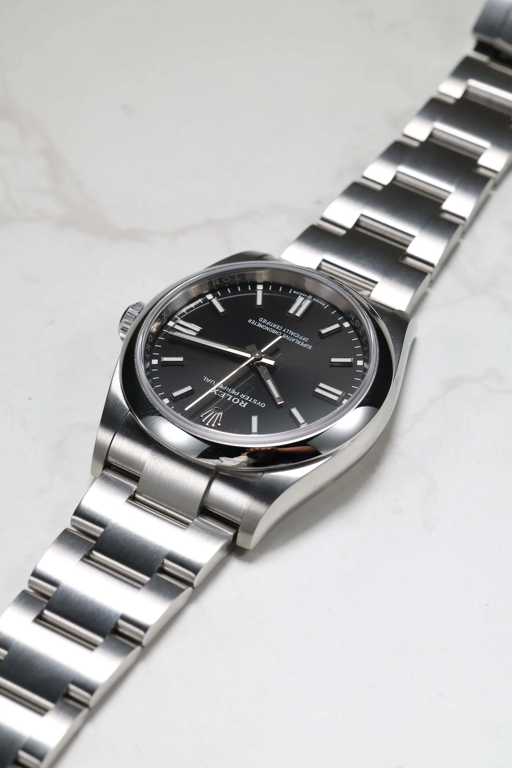 Rolex Oyster Perpetual 36mm Bright Black 126000 2021 [Preowned] - Image 9