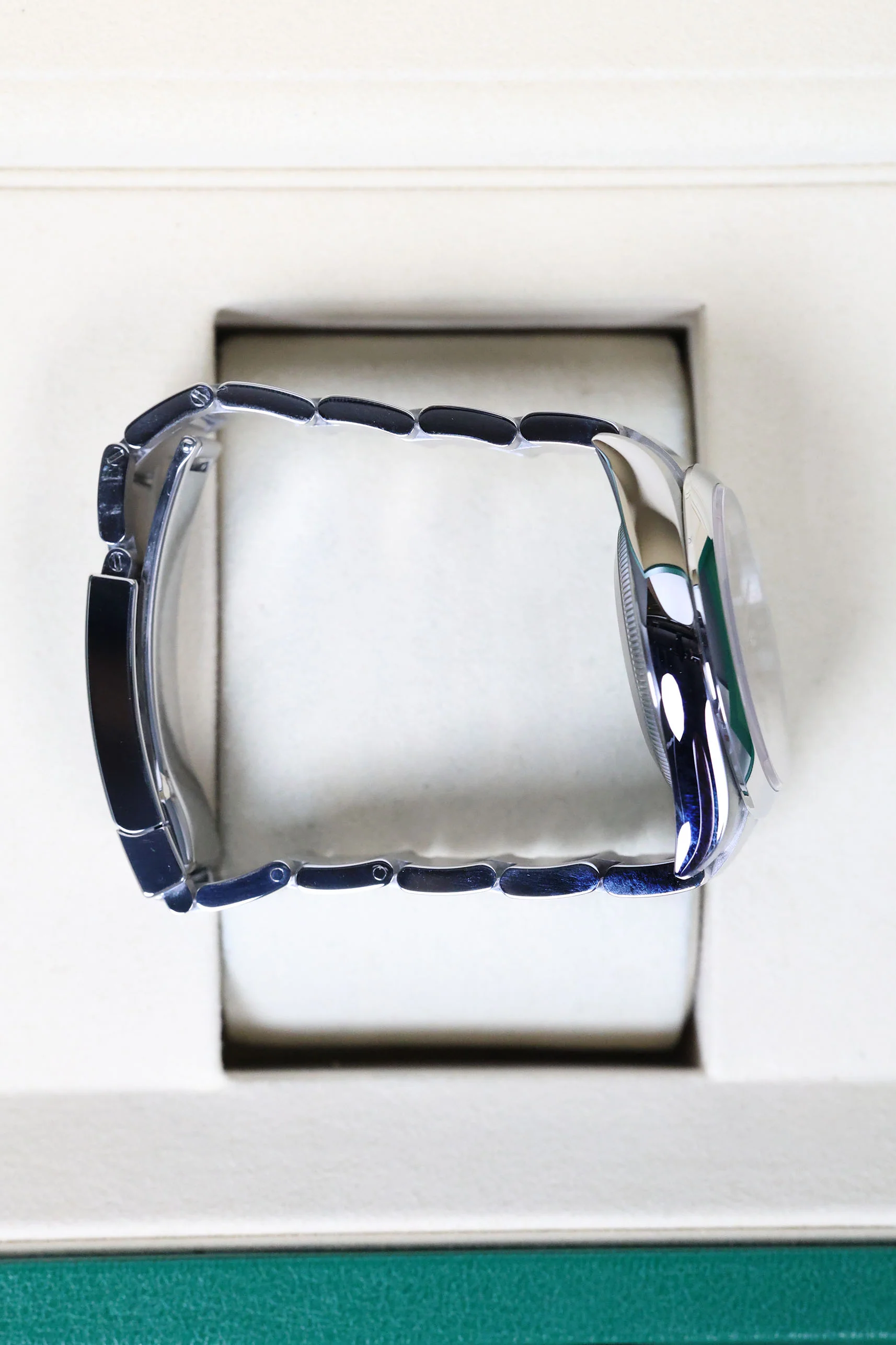 Rolex Oyster Perpetual 36mm Multicolored Jubilee Motif 126000 - Image 8