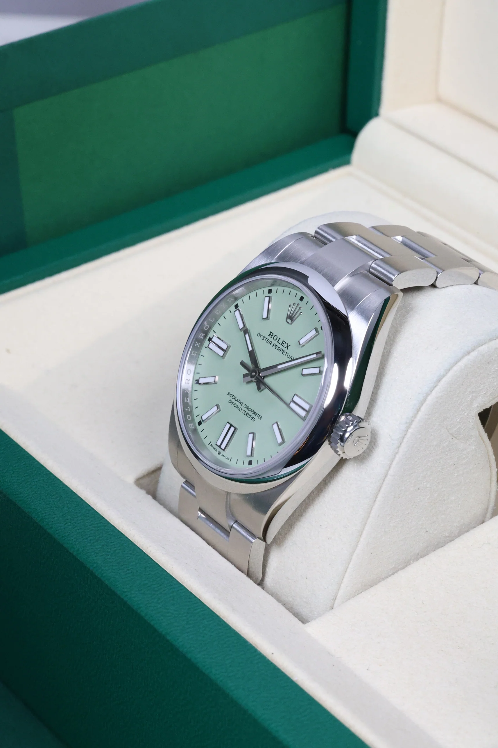 Rolex Oyster Perpetual 41mm Pistachio 134300 - Image 8
