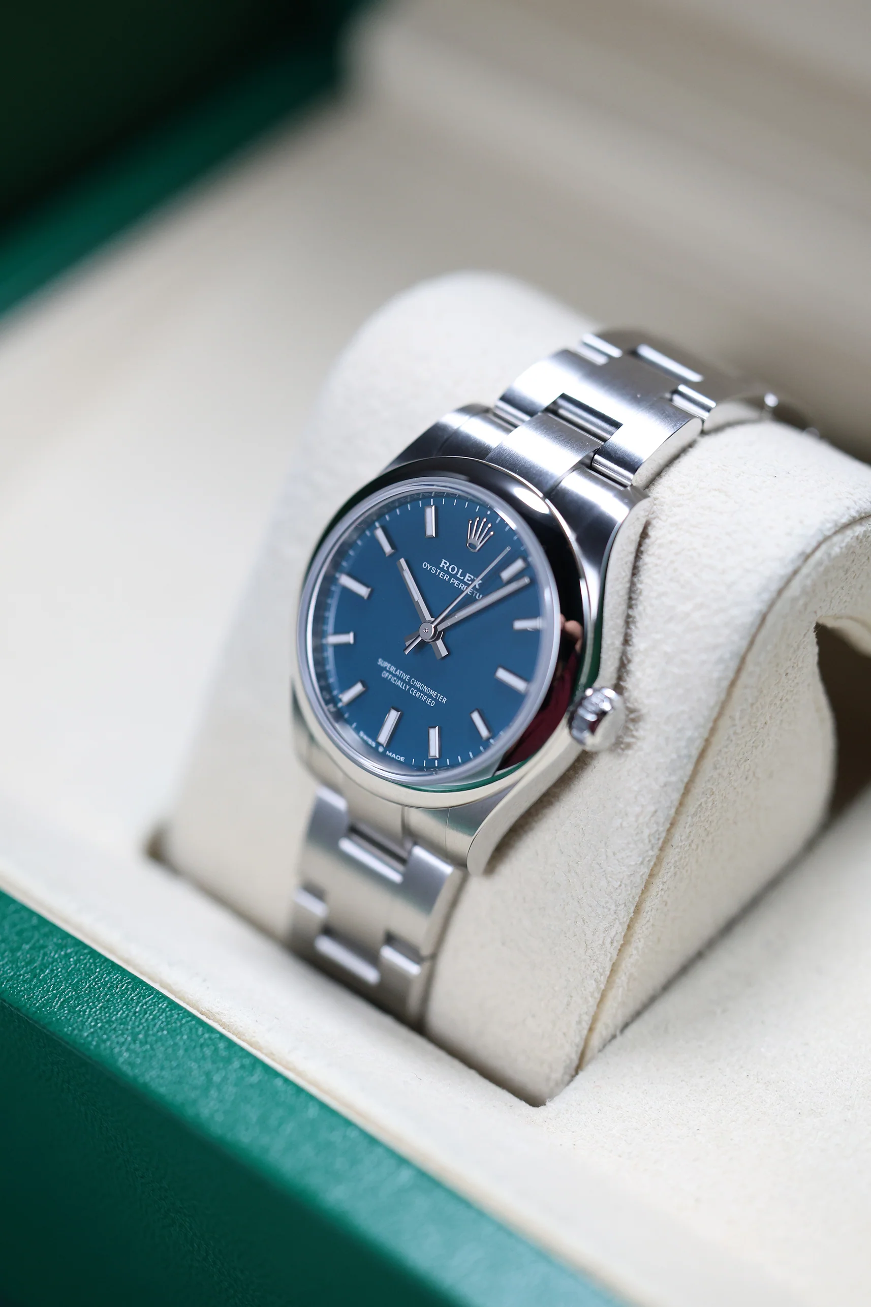 Rolex Oyster Perpetual Med Blue 31mm 277200 - Image 9