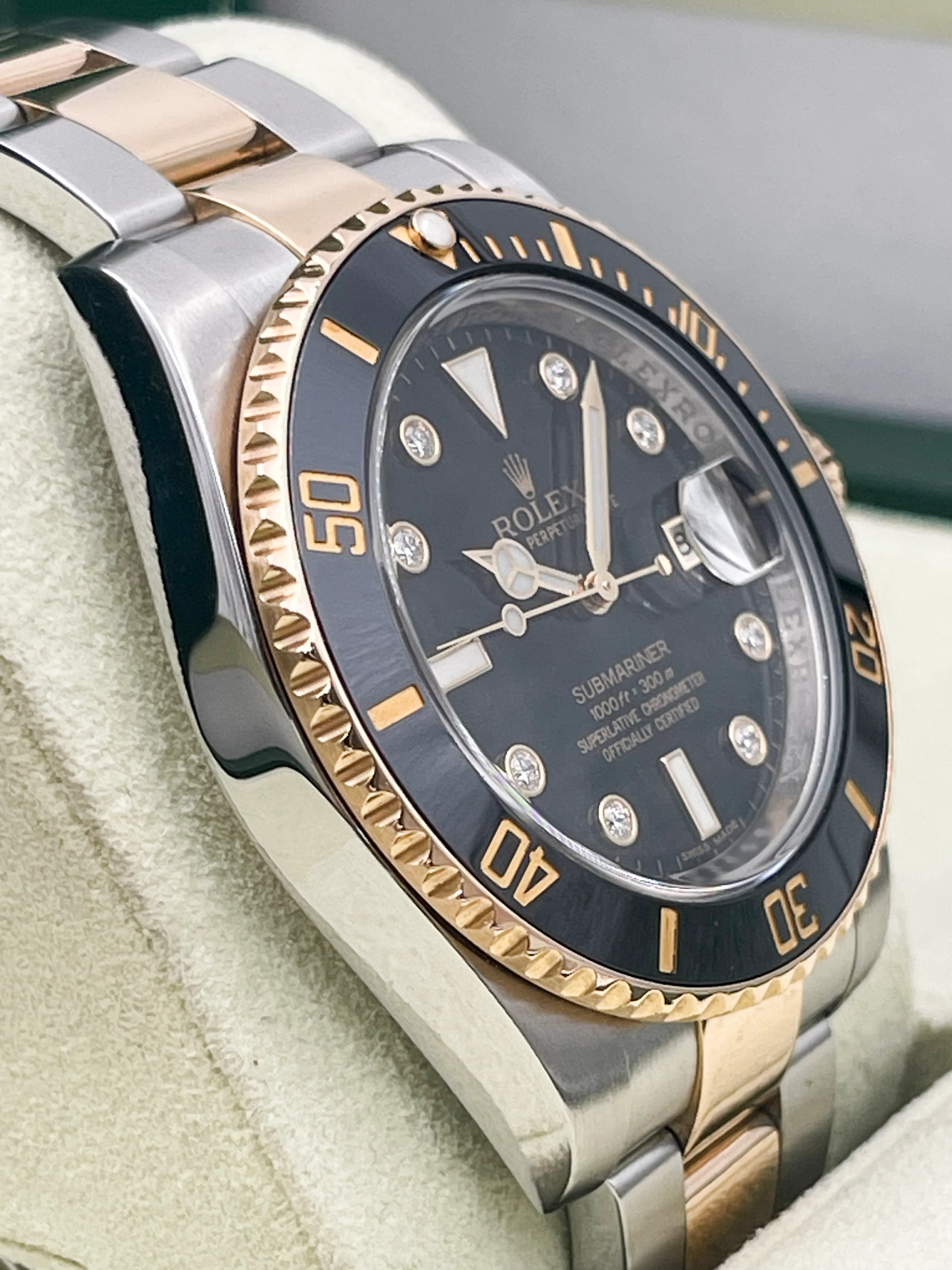 Rolex Submariner Steel Rolesor 8 Diamonds Serti 40mm 116613LN 2010 [Preowned] - Image 9