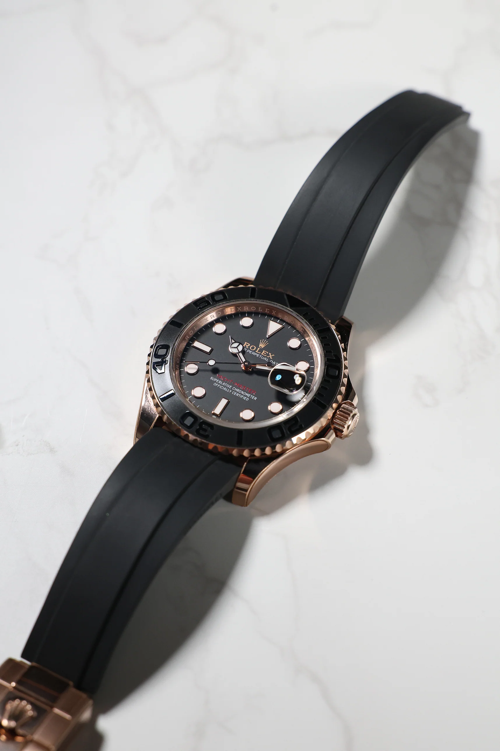 Rolex Yachtmaster Everose Oysterflex 40mm 126655 2023 [Preowned] - Image 16