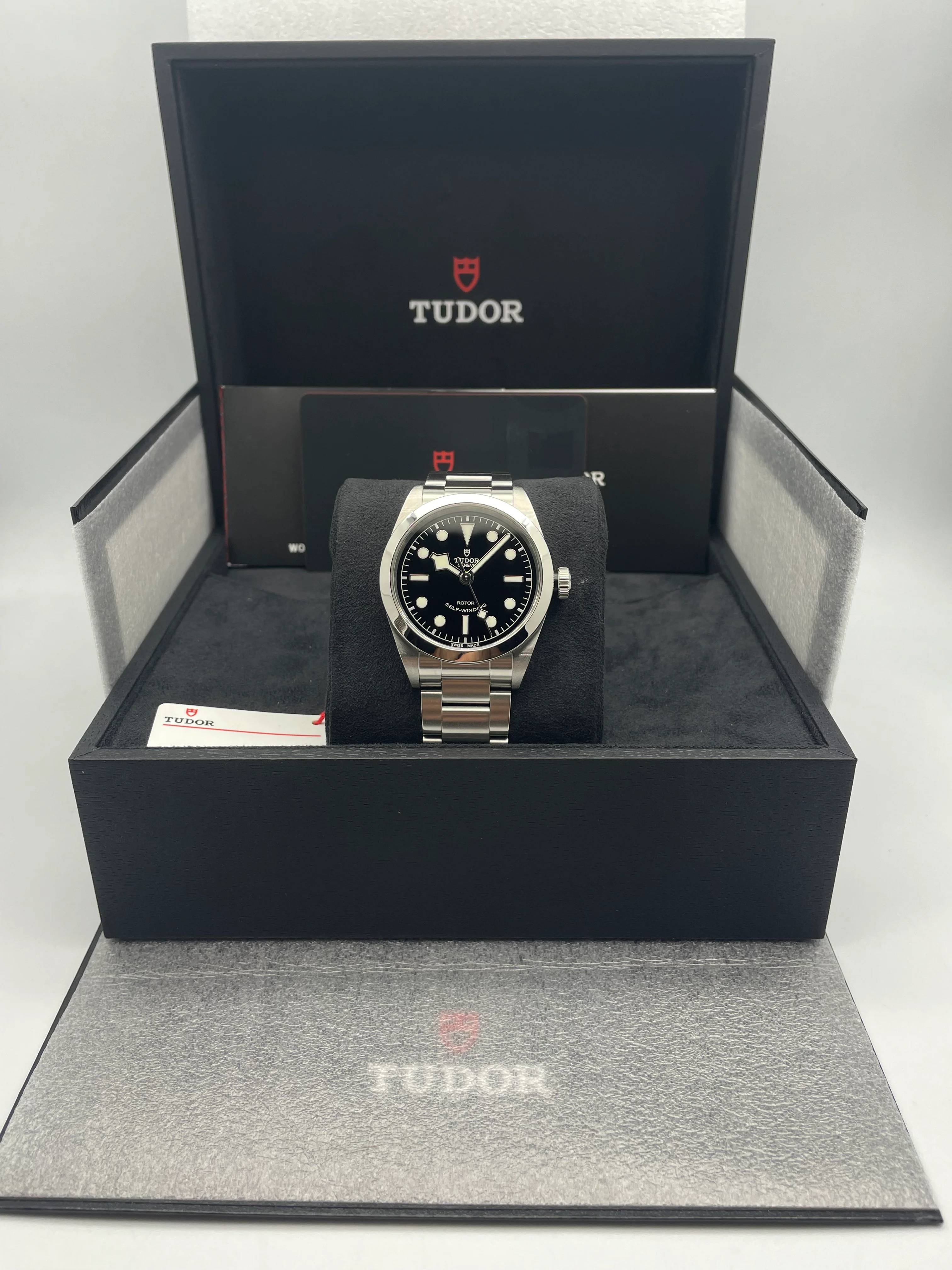 Tudor Black Bay 36mm Black Dial 79500 2021 [Preowned] - Image 14