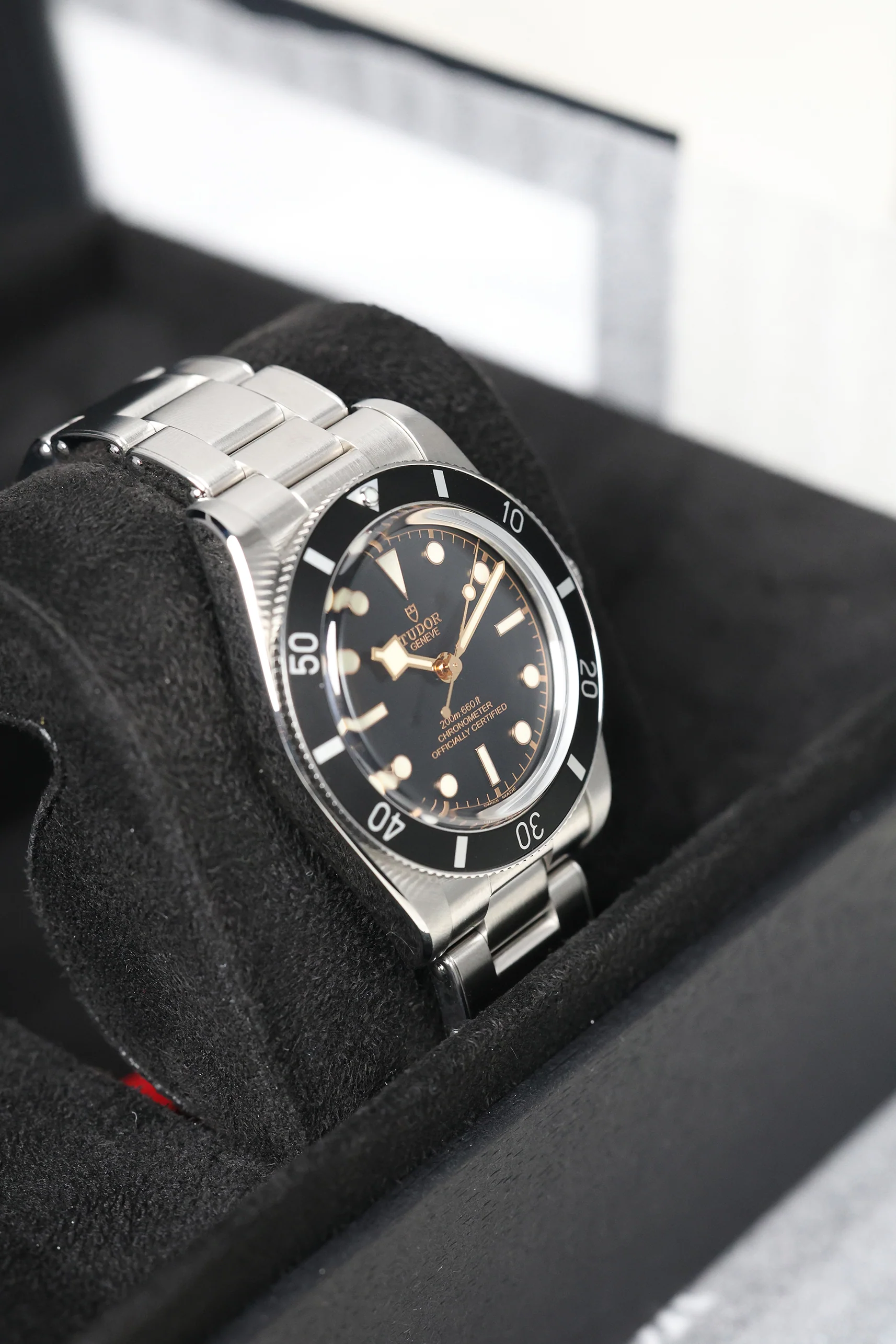Tudor Black Bay 54 - 37mm 79000N 2024 [Preowned] - Image 10