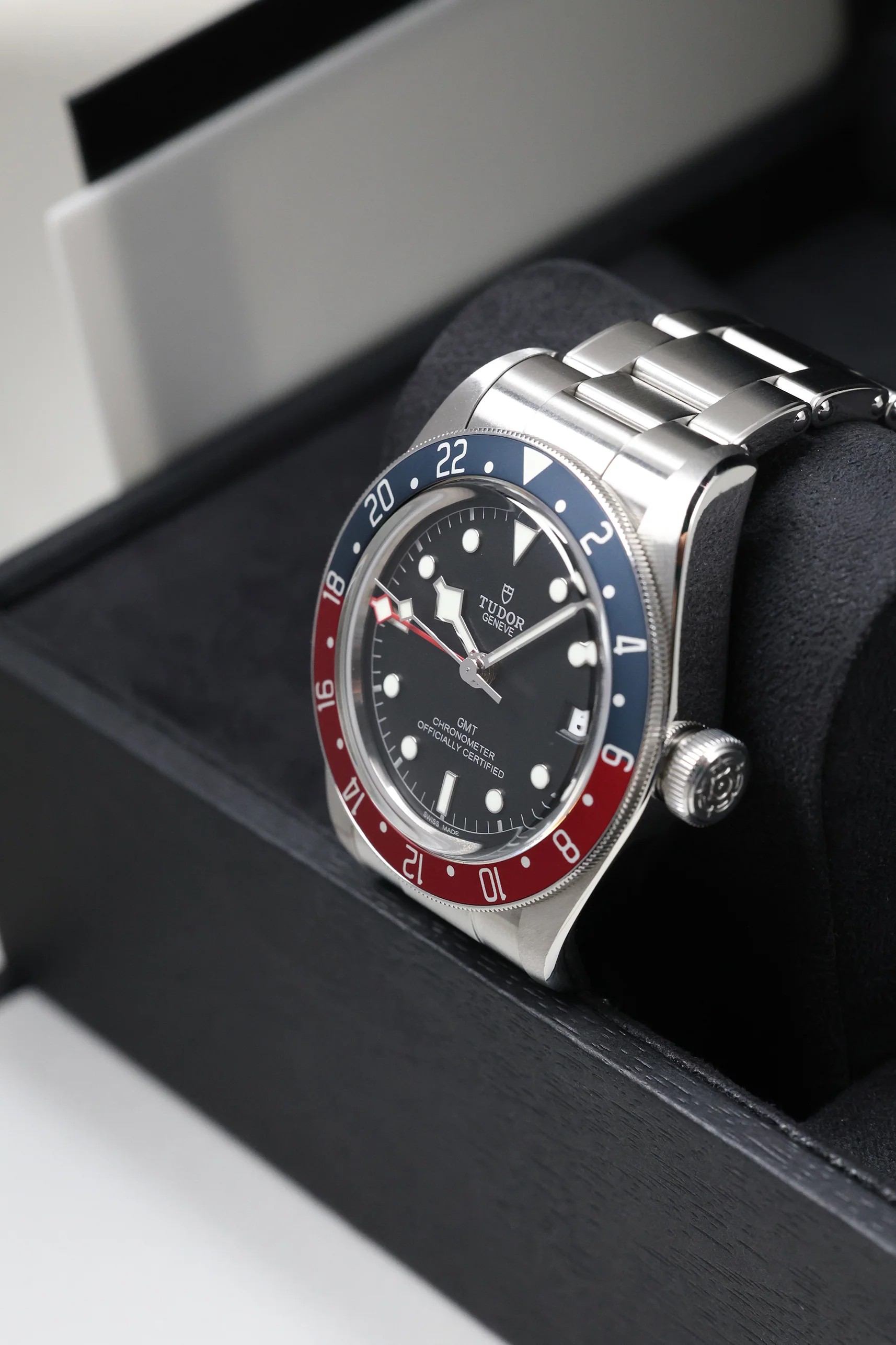 Tudor Black Bay GMT 79830RB 2022 [Preowned] - Image 8