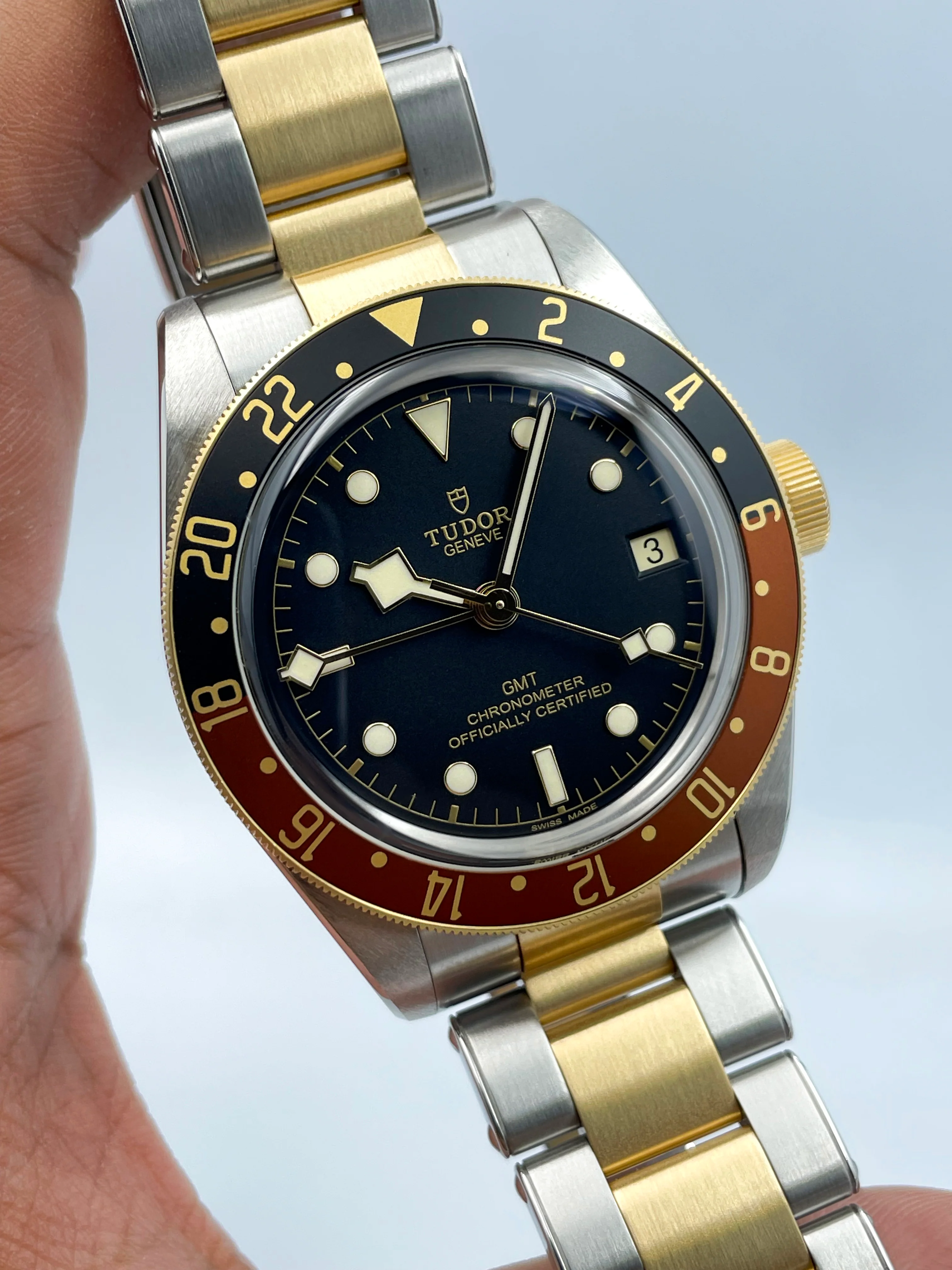 Tudor Black Bay GMT S&G 79833MN 2022 [Preowned] - Image 3