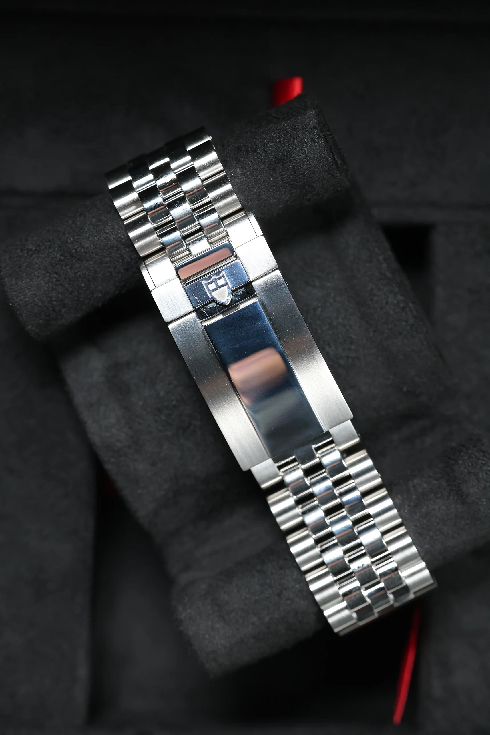 Tudor Black Bay One 39 79660 2023 [Preowned] - Image 13