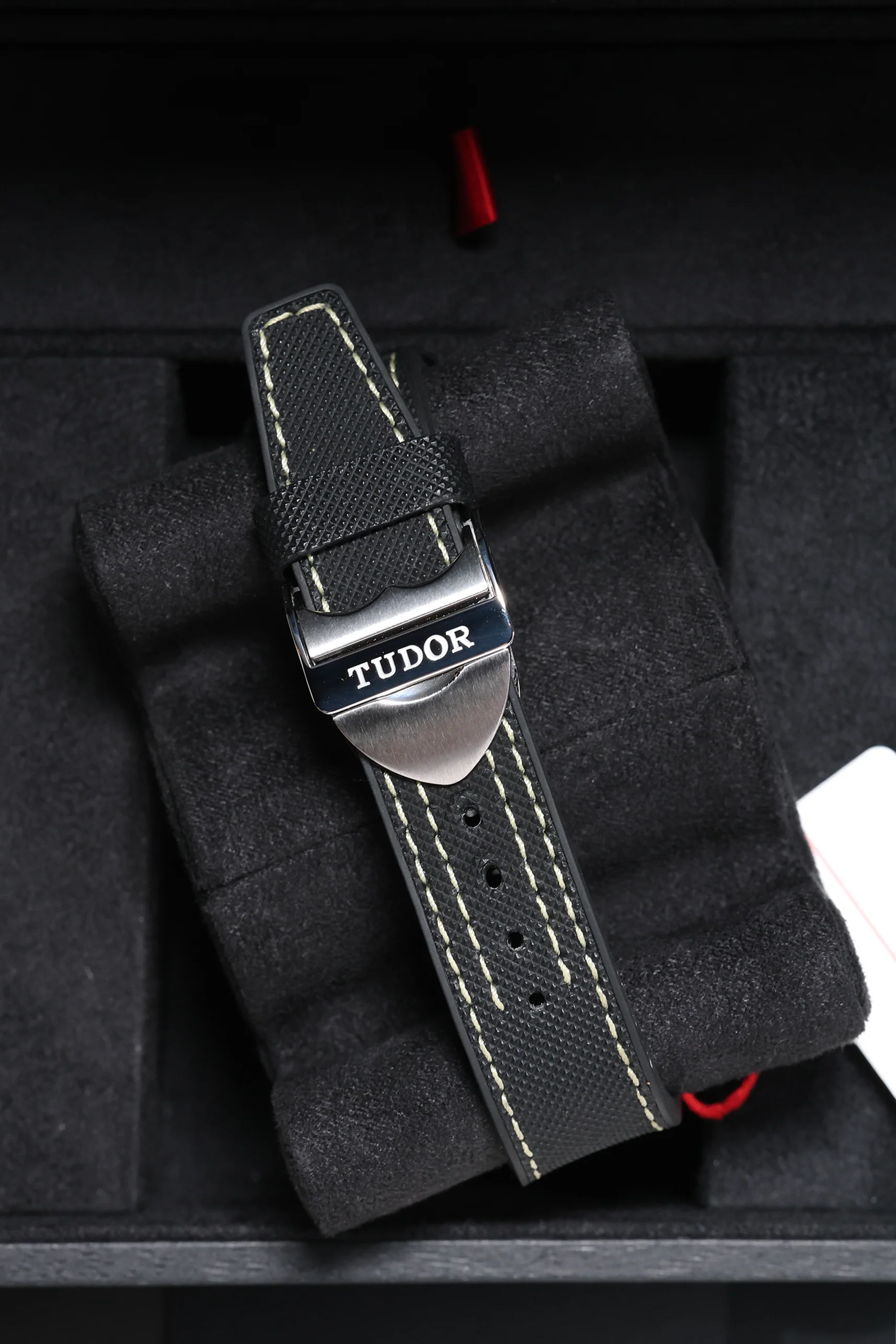 Tudor Black Bay Pro - 39mm 79470 2023 [Preowned] - Image 18