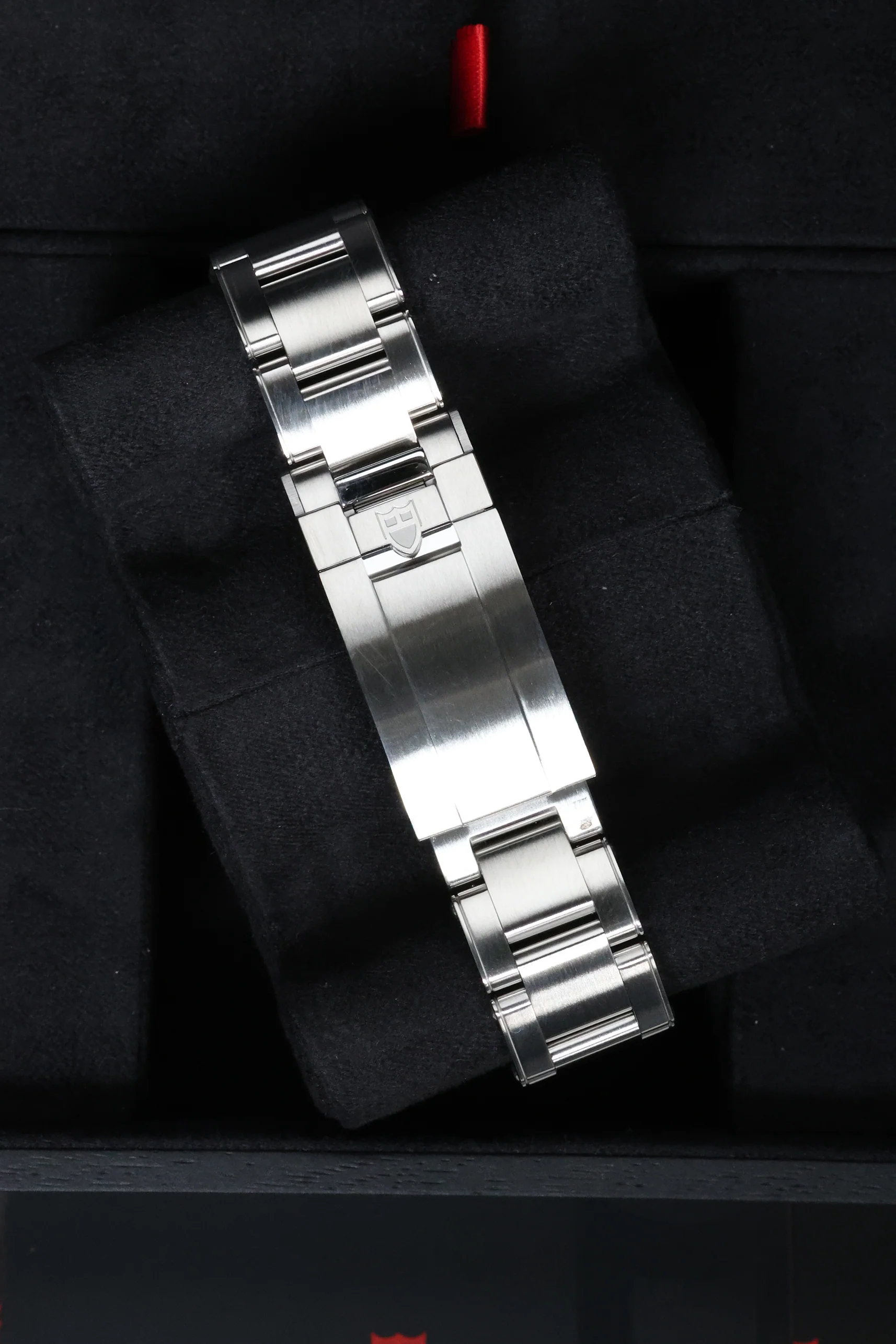 Tudor Black Bay Pro - 39mm 79470 2023 [Preowned] - Image 17