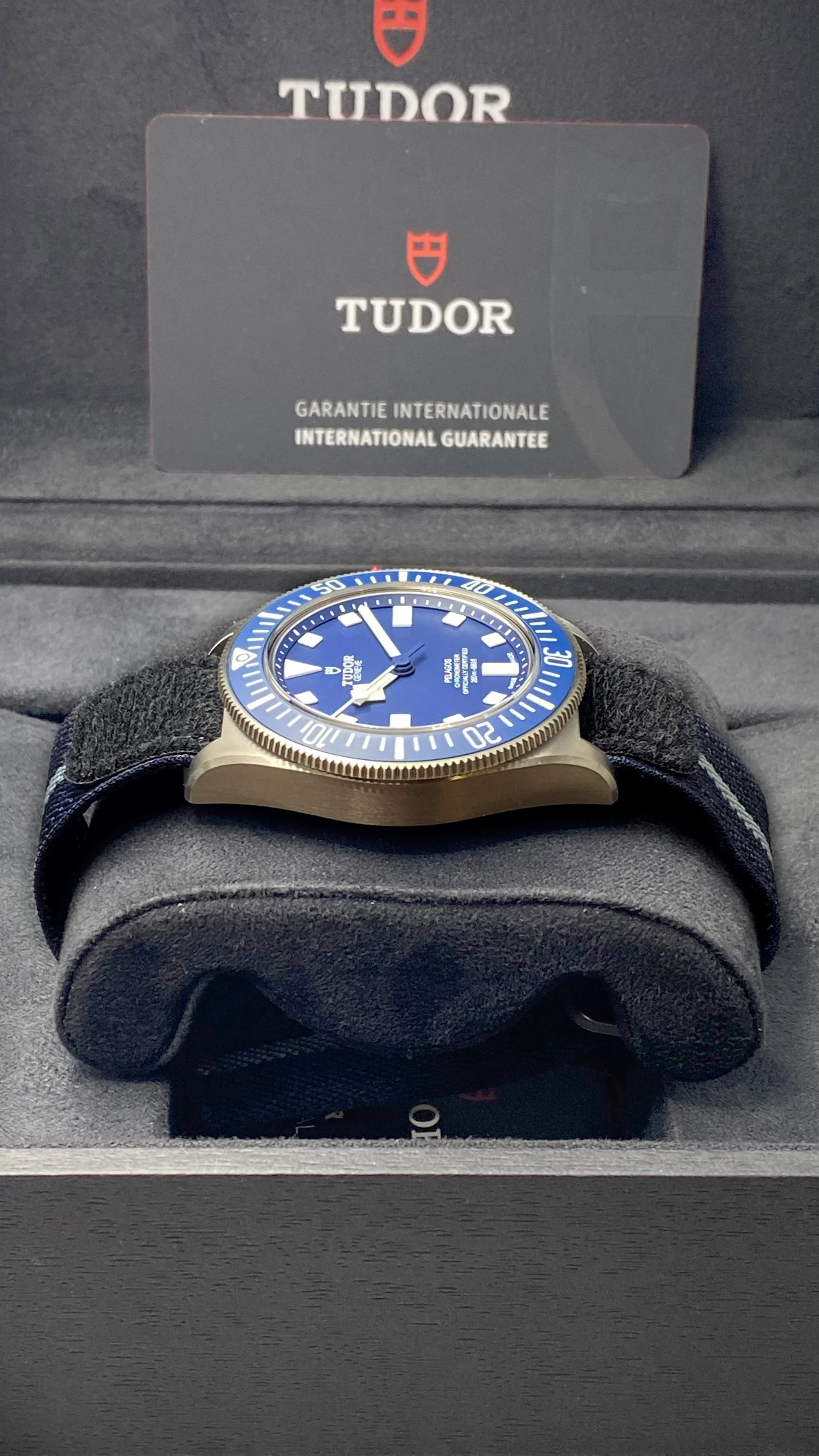 Tudor Pelagos FXD 42mm 25707B/MN22 2022 [NOS] - Image 11