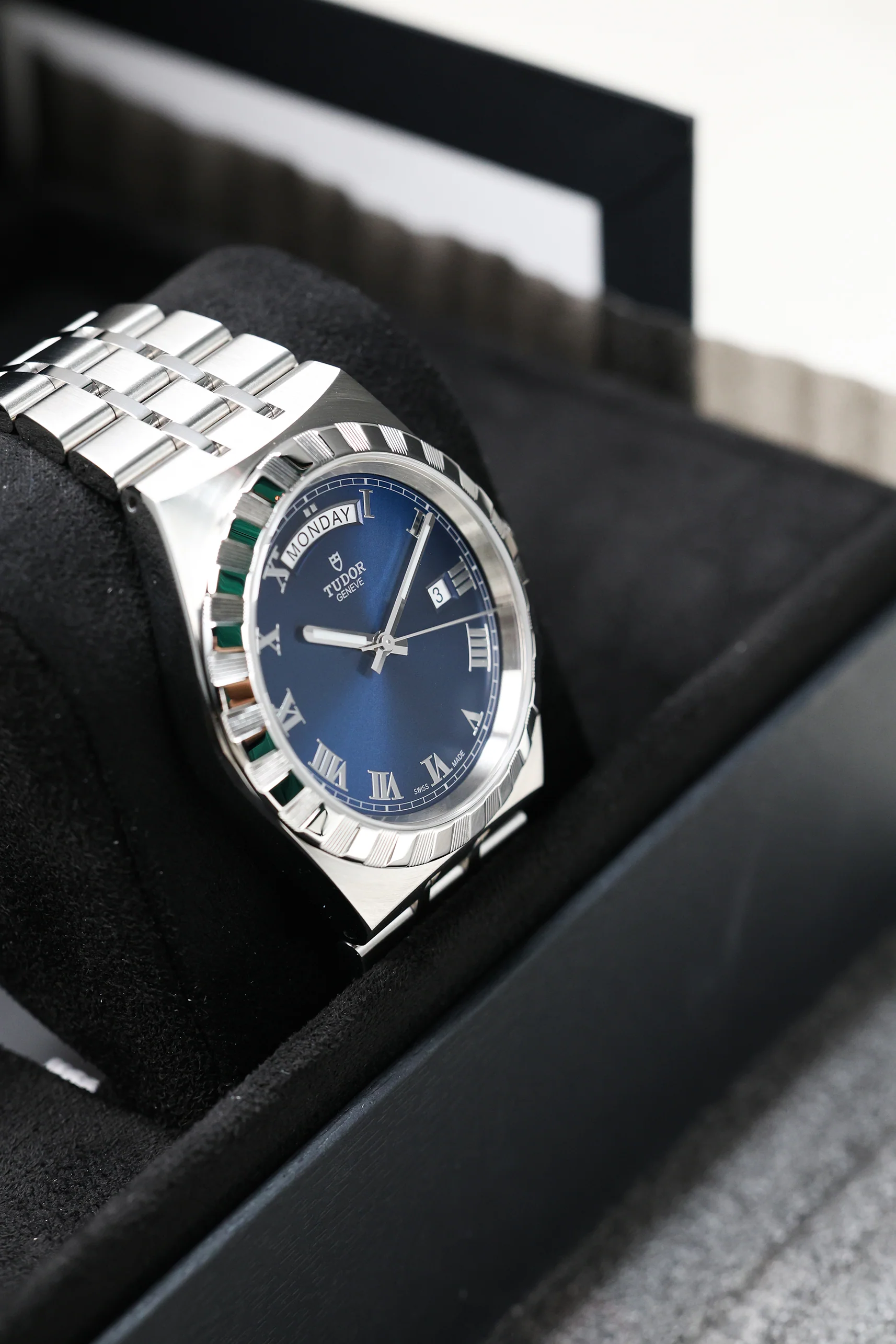 Tudor Royal 41mm Blue 28600 2025 [Preowned] - Image 10