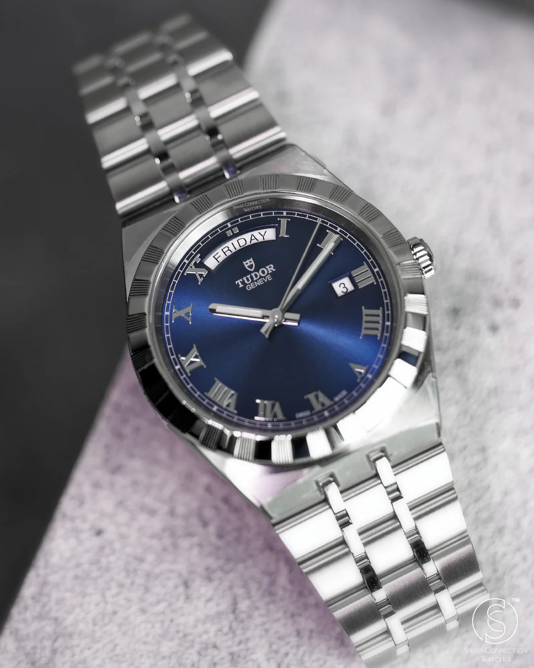 Tudor Royal 41mm Blue 28600 2025 [Preowned] - Image 2