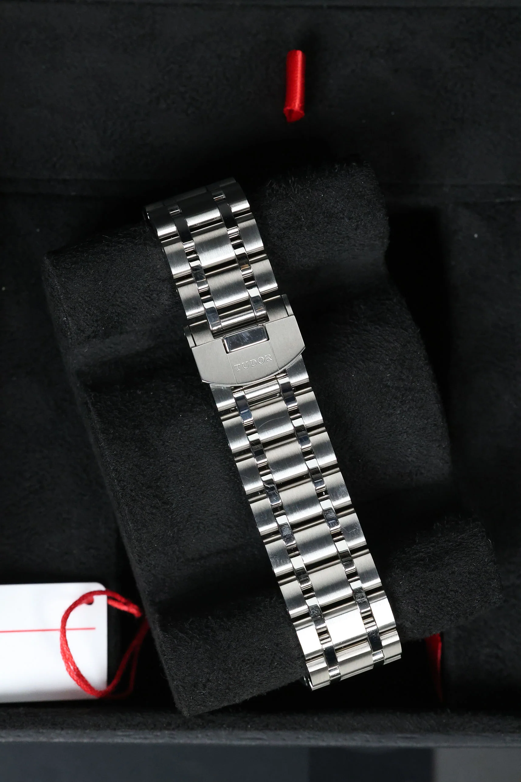Tudor Royal Silver Dial 38mm 28500 Discontinued 2026 [Preowned] - Image 17