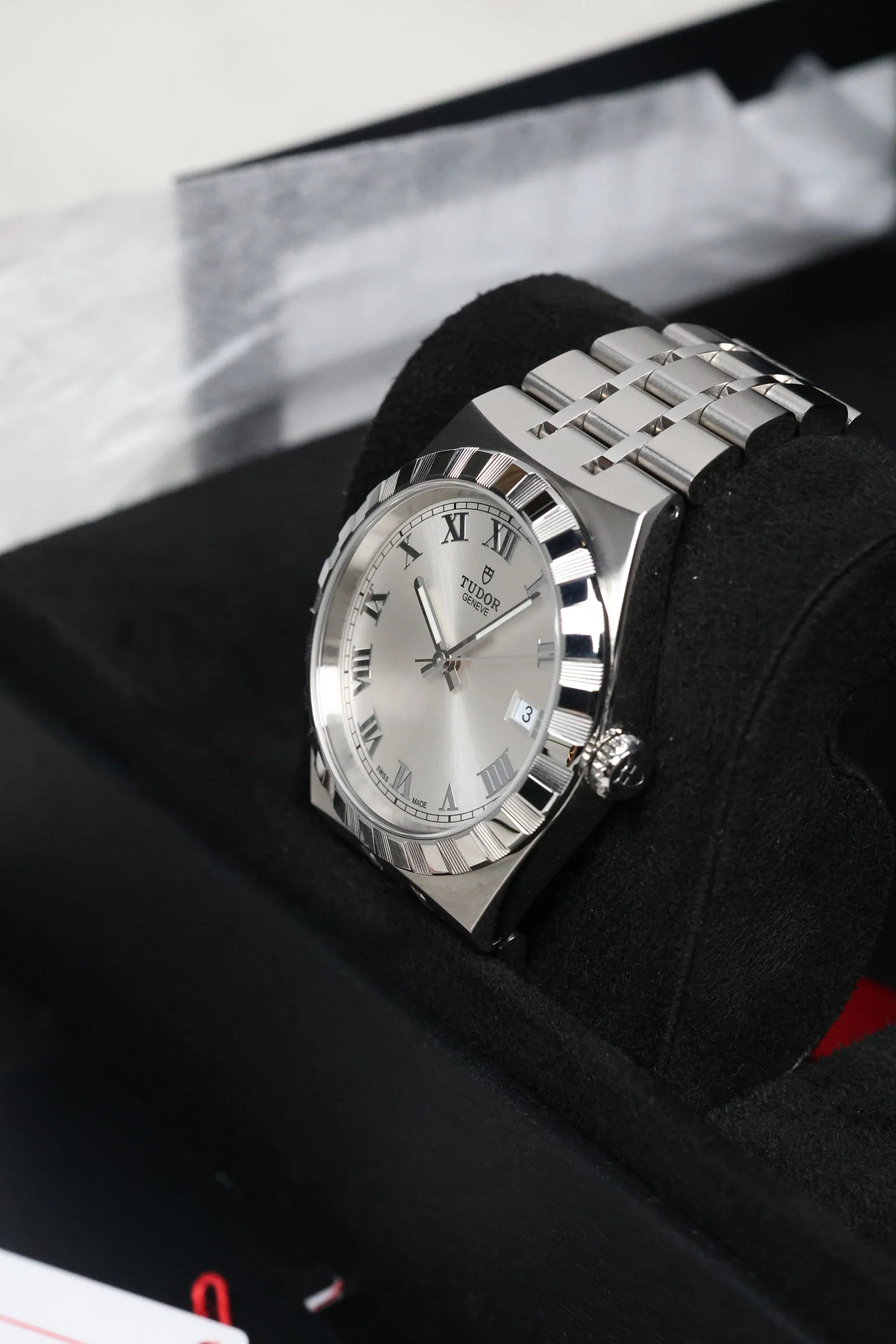 Tudor Royal Silver Dial 38mm 28500 Discontinued 2026 [Preowned] - Image 8